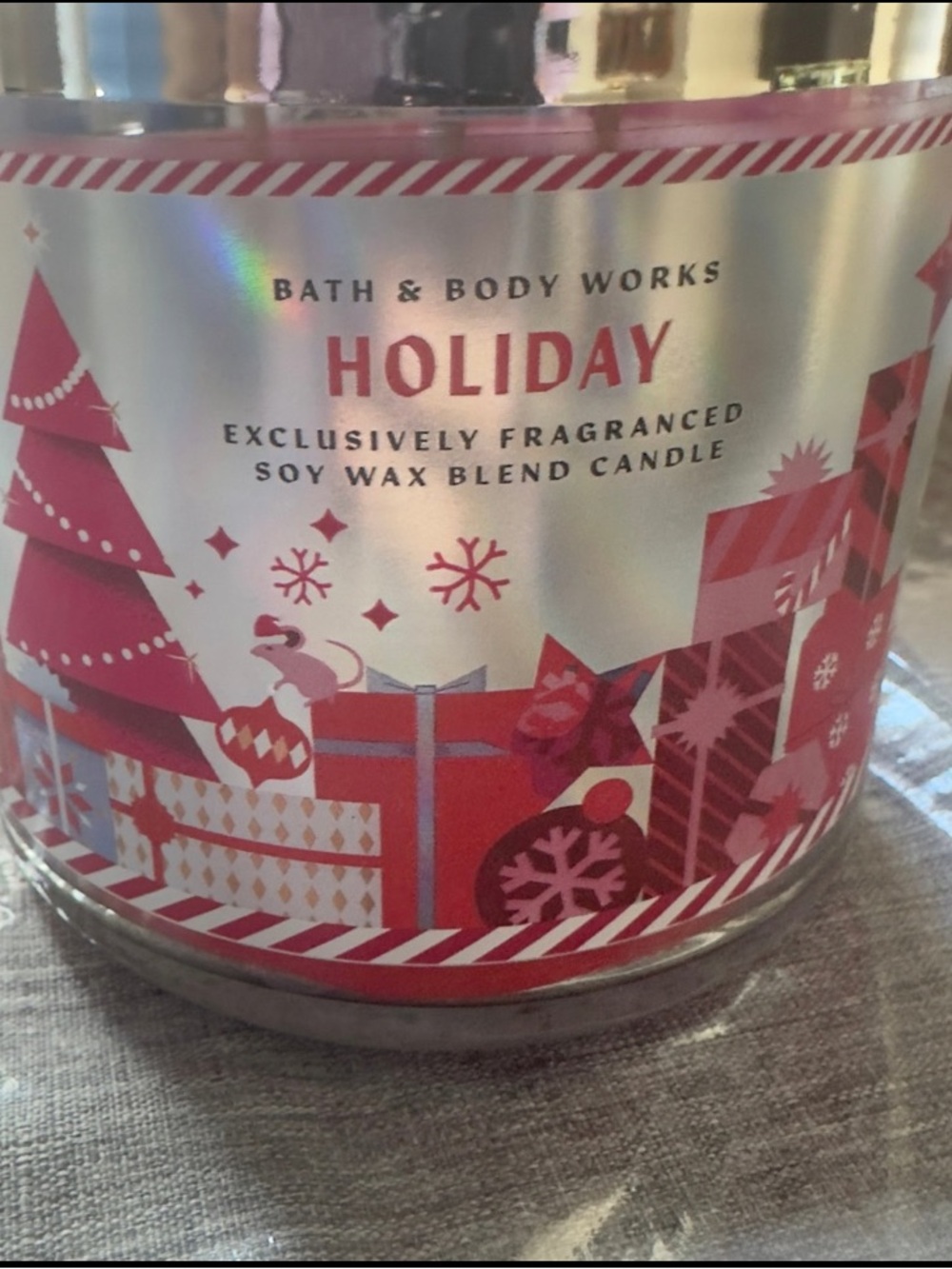 Bath & Body Works Holiday Red and Pink Soy Wax Blend Candle
